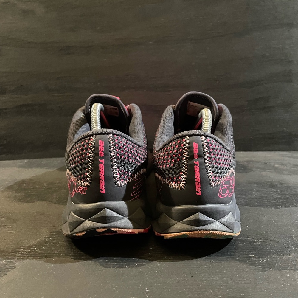 New Balance 690 Women’s Size 11. - Picture 5 of 9